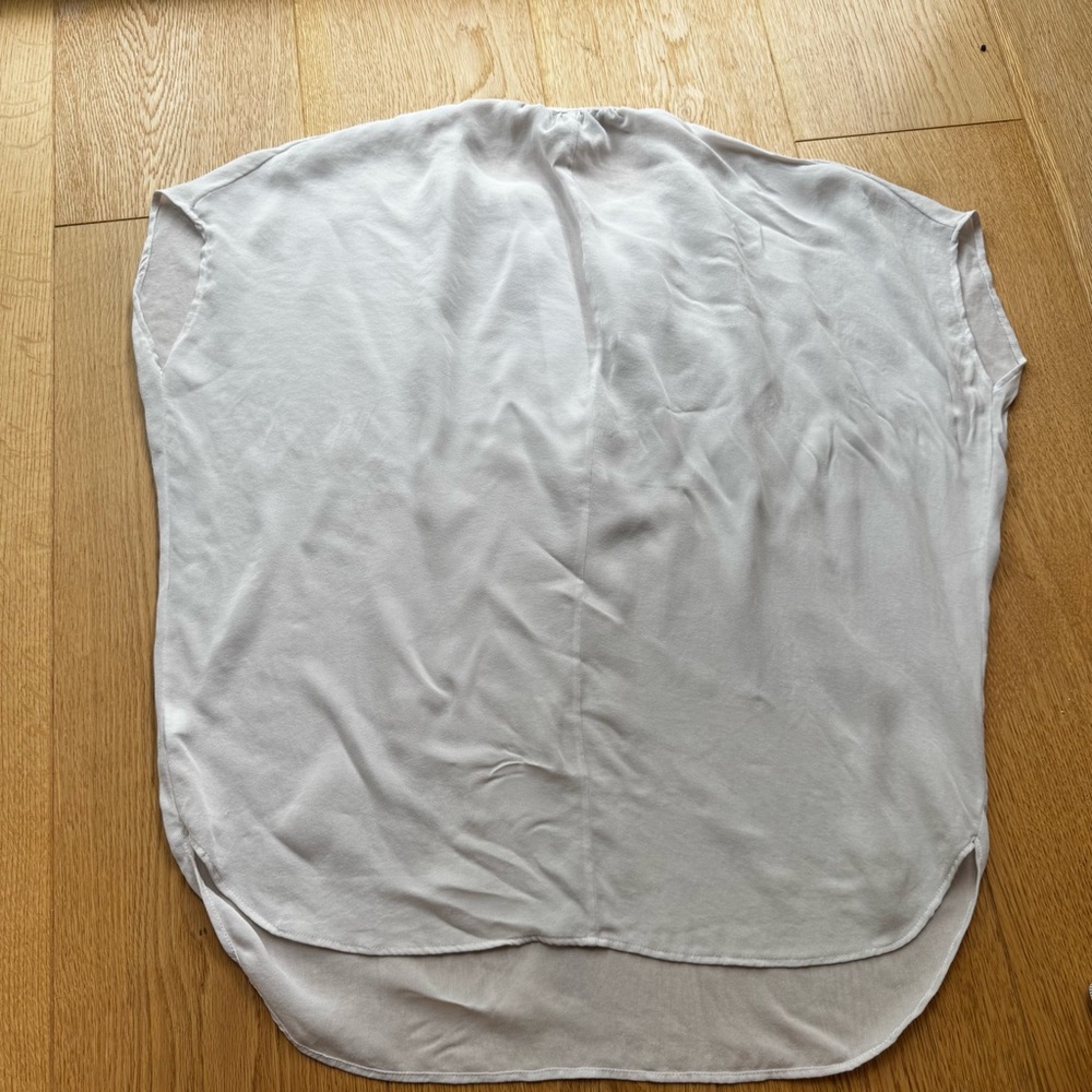 VINCE 100% silk V-neck Popover Blouse cream - S - Picture 7 of 15